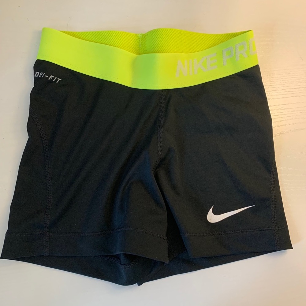NIKE pro spandex shorts